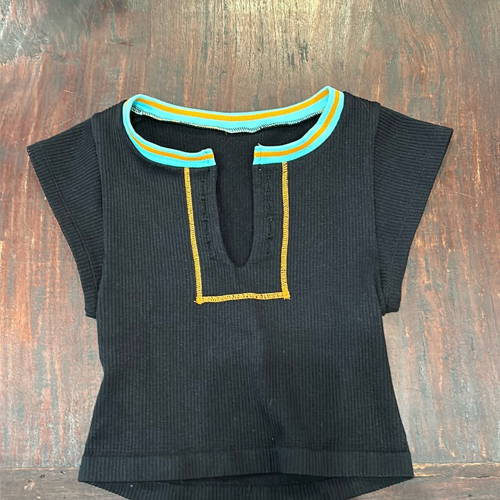 low cut crop